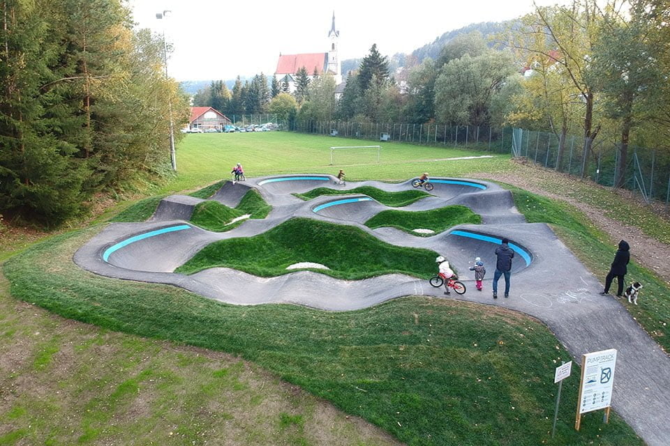 Pump track Reichenau / https://www.alliancease.com/wp-content/uploads/AT_Reichenau-im-Mühlkreis.jpg