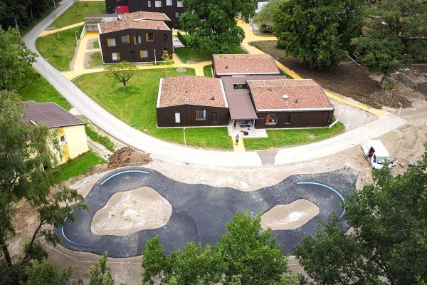 Pump track SOS Kinderdorf Altmünster / https://www.alliancease.com/wp-content/uploads/Alliance_Pumptrack_AT_SOS-Kinderdorf-Altmunster_6-4-web-600x400.jpg