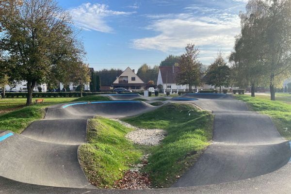 Pumptrack Murakeresztur / https://www.alliancease.com/wp-content/uploads/Alliance_Pumptrack_HU_Murakresztur_01-600x400.jpg