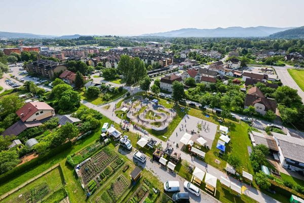 Pumptrack Vrhnika / https://www.alliancease.com/wp-content/uploads/Alliance_Pumptrack_SI_Vrhnika_fotoJure-Gaspersic_4WEB-600x400.jpg