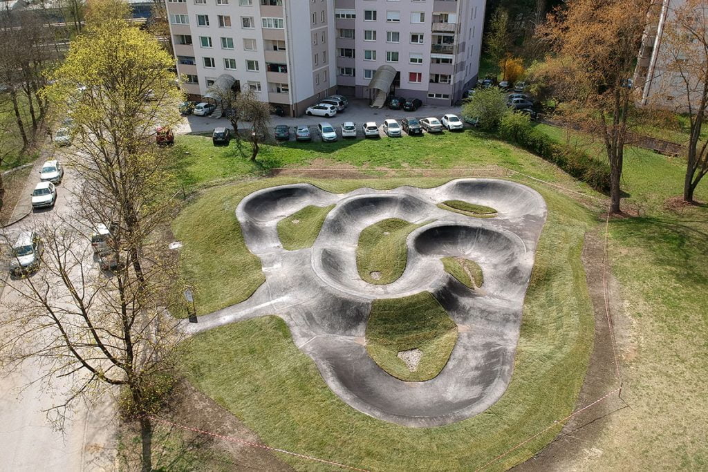 Pump track Krško / https://www.alliancease.com/wp-content/uploads/Krško-3-1024x683.jpg